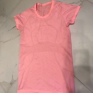 Lululemon Swiftly Tech Short Sleeve Crew Sz 8